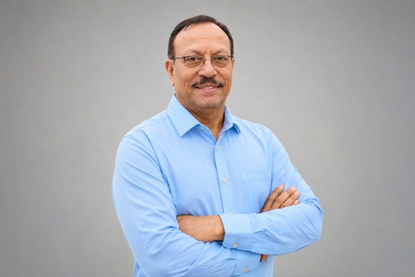 Dr. Shishir Kolhe